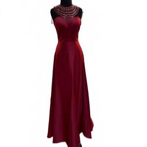 NEW STUDIO 17 women's prom dress in red